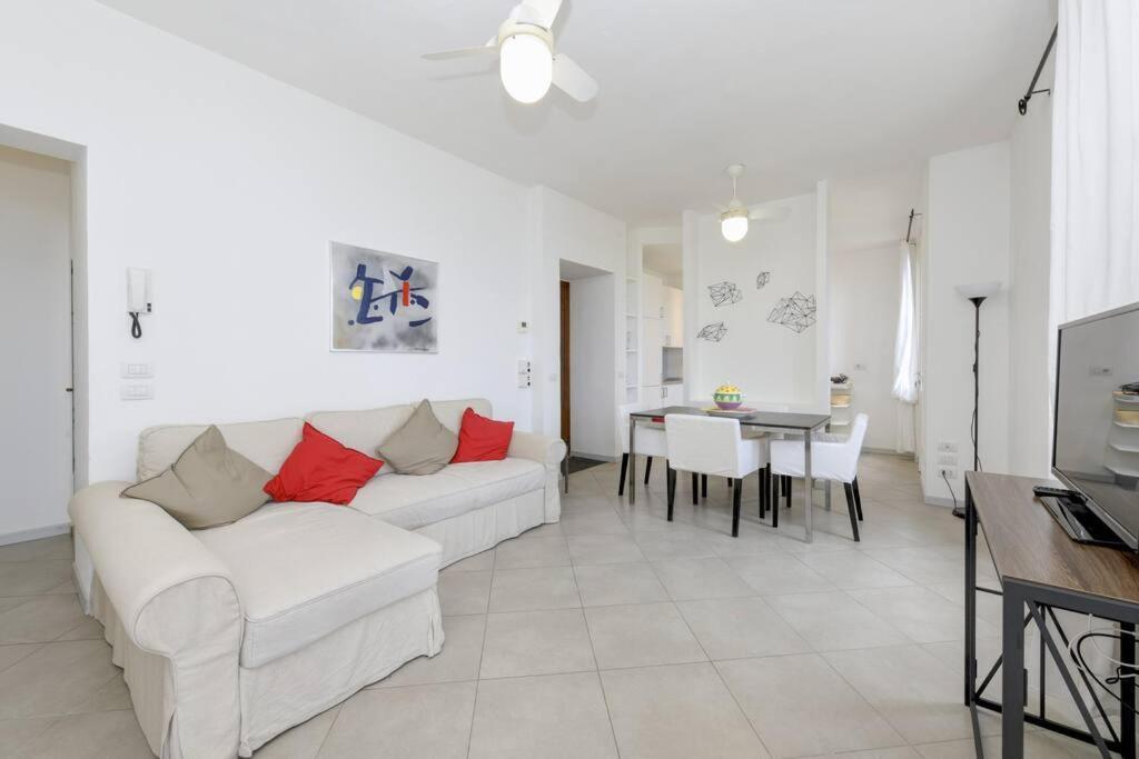 Oleandro Apartment Directly On The Lake Gargnano Bagian luar foto