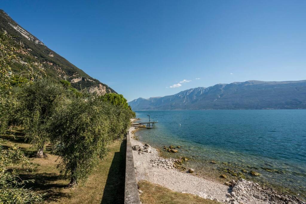 Oleandro Apartment Directly On The Lake Gargnano Bagian luar foto