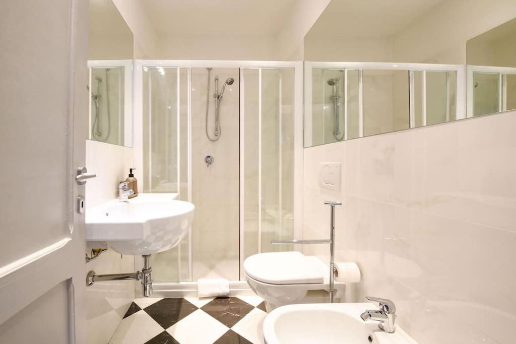 Oleandro Apartment Directly On The Lake Gargnano Bagian luar foto