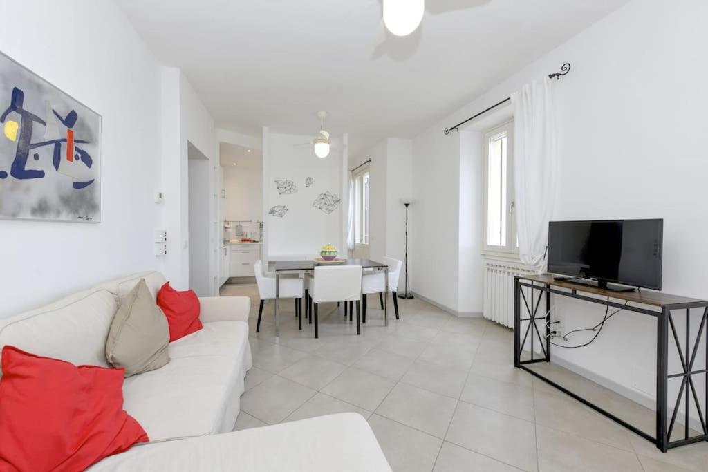 Oleandro Apartment Directly On The Lake Gargnano Bagian luar foto